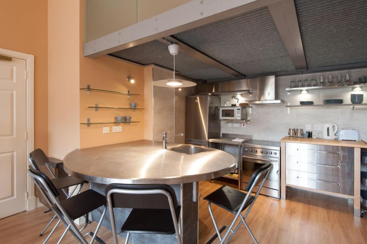 Royal Mile Mansions By Edinburgh City Apartments Extérieur photo